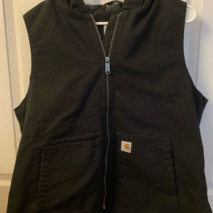 Women’s Carhartt insulated vest size L, NWOT